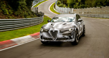 Η Alfa Romeo Stelvio Quadrifoglio είναι το ταχύτερο SUV (video)