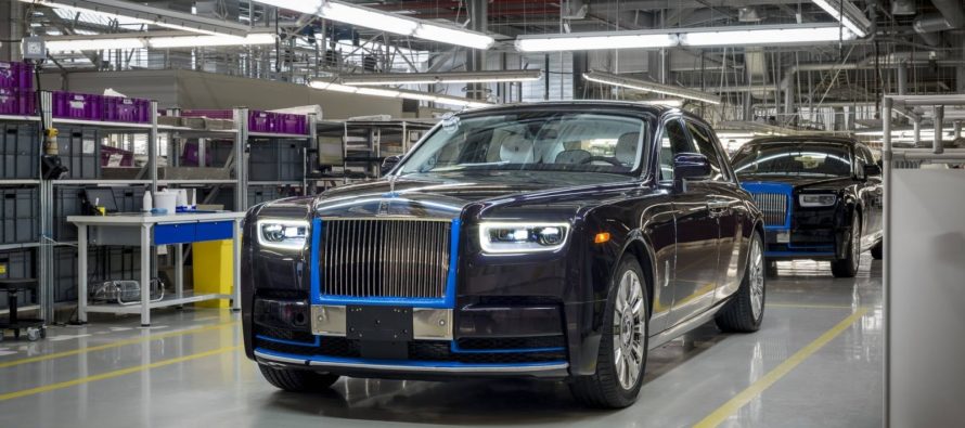 Σε δημοπρασία η πρώτη Rolls-Royce Phantom νέας γενιάς