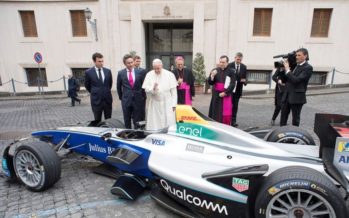 Μονοθέσιο της Formula E με την ευλογία του Πάπα Φραγκίσκου (video)