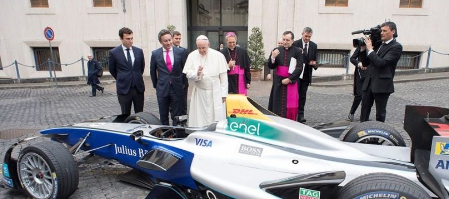 Μονοθέσιο της Formula E με την ευλογία του Πάπα Φραγκίσκου (video)