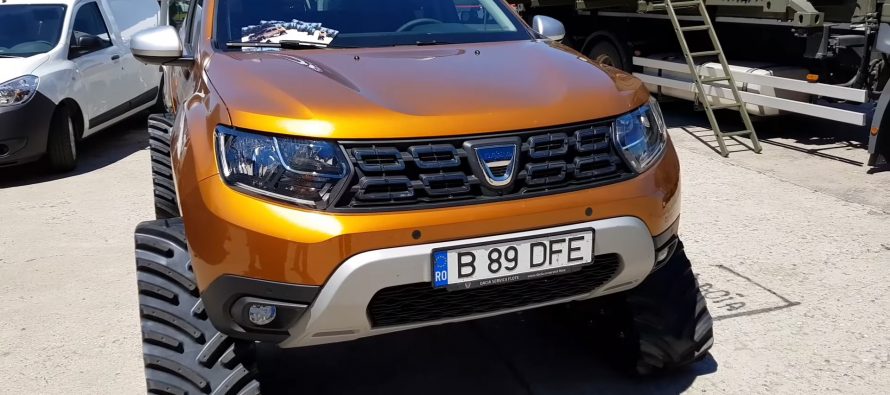 Το Dacia Duster μετατράπηκε σε τανκ (video)