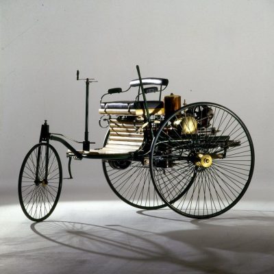1933a21f-benz-patent-motorwagen-2