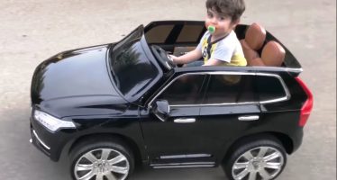 To Volvo XC90 για οδηγούς με πιπίλα (video)