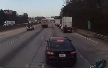 Φορτηγό χτύπησε από πίσω ένα Ford Fusion (video)