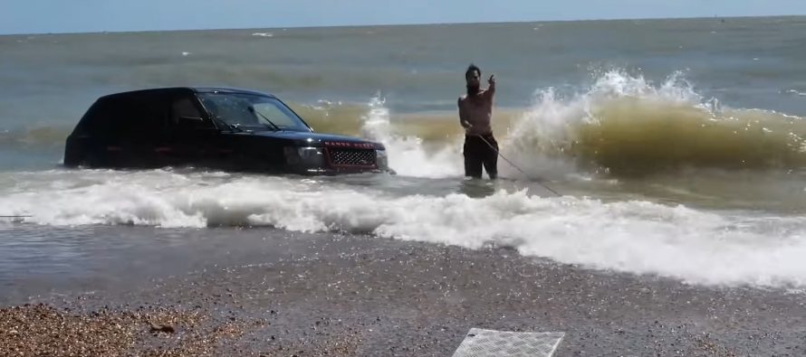 Τα Range Rover δε ξέρουν κολύμπι (video)