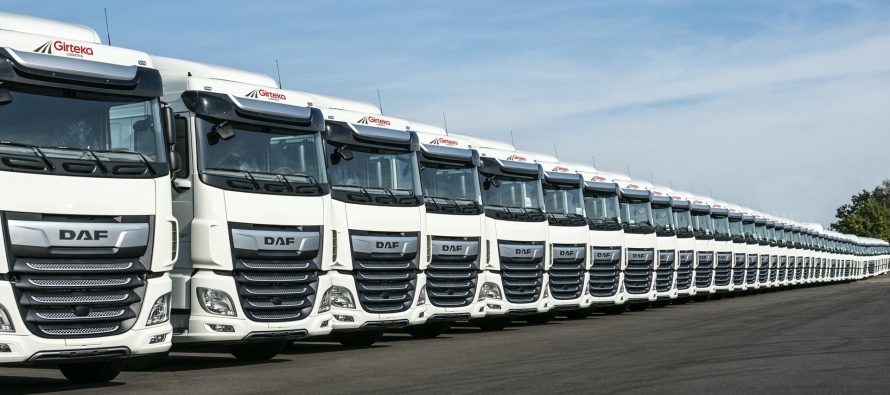 Τεράστια αγορά 1.500 φορτηγών της DAF