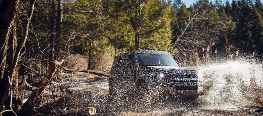 Το νέο Land Rover Defender σε extreme off-road δοκιμές (video)