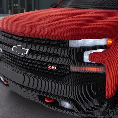 707c1e23-lego-2019-chevy-silverado-10