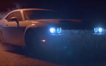 Έτσι υποδέχτηκε το 2019 το Dodge Challenger SRT Hellcat Redeye (video)