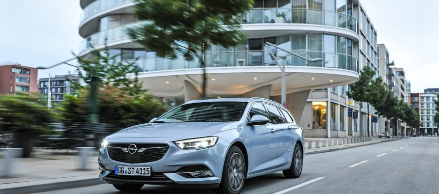 H Opel πούλησε 1.111.111 Insignia
