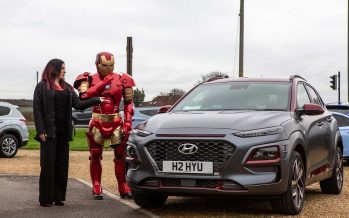 Ο Iron Man βγήκε βόλτα με το Hyundai Kona