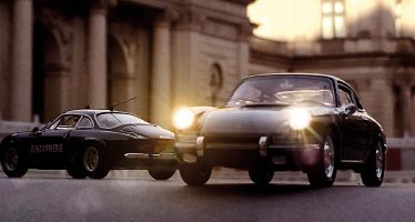 Φωτογράφος κάνει μινιατούρες Porsche να μοιάζουν με αληθινά αυτοκίνητα