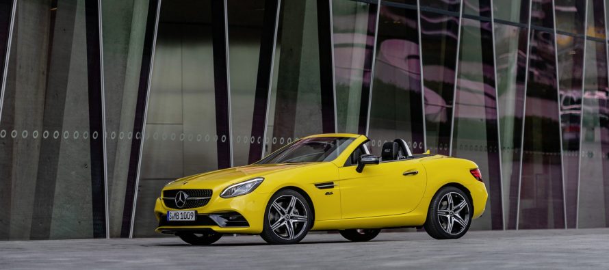 Η Mercedes SLC μας αποχαιρετά με κίτρινο χρώμα