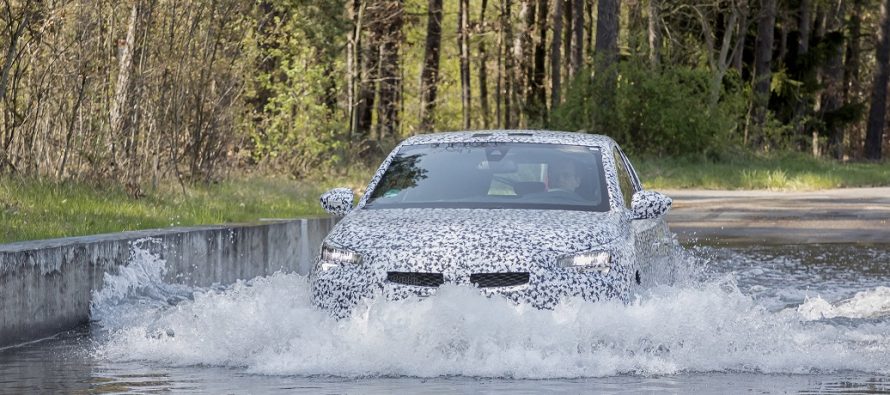 Σε χιόνια, νερά και άσφαλτο εξελίσσεται το νέο Opel Corsa (video)