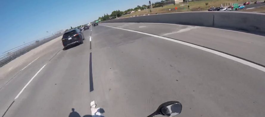Η επαφή ενός Kia Rio και μιας Chevrolet Camaro είχε άσχημα αποτελέσματα (video)