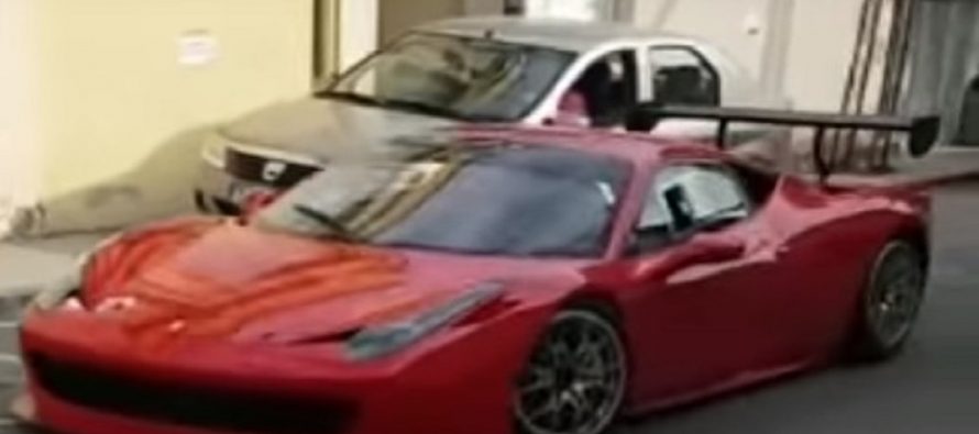 Χωρίς πόρτα έμεινε μια Ferrari 458 Italia (video)