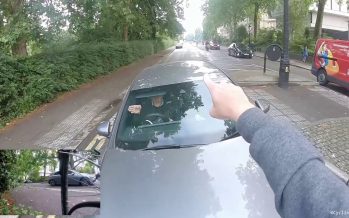 Ποδηλάτης συνέλαβε τον οδηγό μιας Mercedes που παρανόμησε (video)