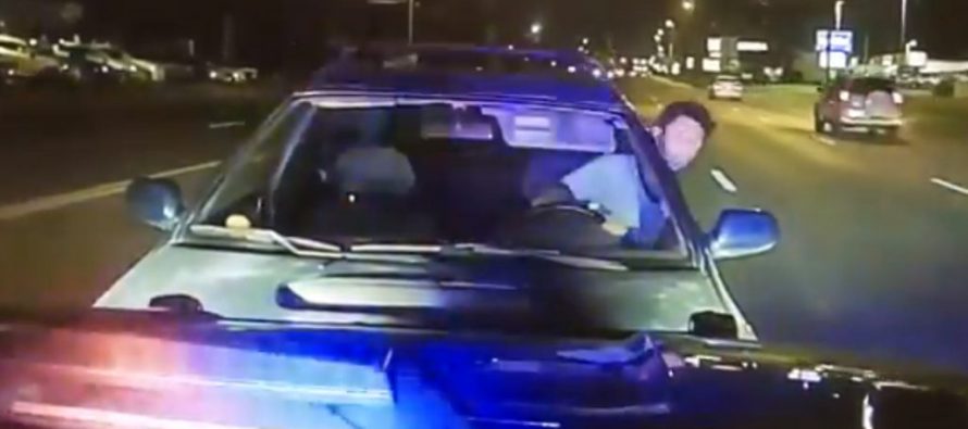 Μεθυσμένος οδηγός έπεσε πάνω σε περιπολικό (video)