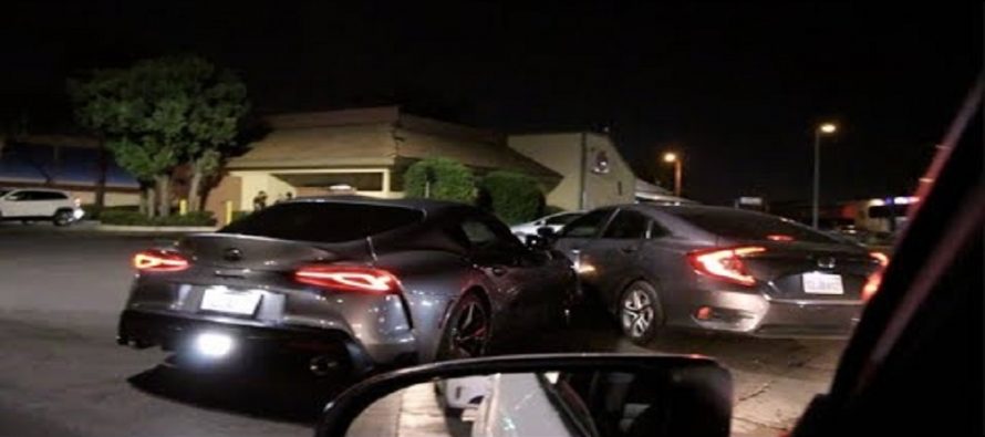 Toyota Supra τράκαρε Honda Civic και την κοπάνησε (video)