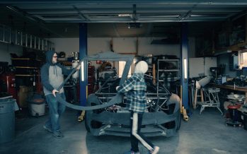 Δωδεκάχρονος κατασκευάζει μια Lamborghini Aventador SV! (video)