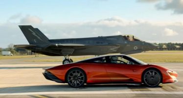 Κόντρα της McLaren Speedtail με μαχητικό αεροσκάφος (video)