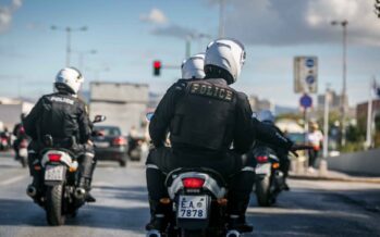 ΕΛ.ΑΣ.: Αύξηση περιπολιών με 9.000 αστυνομικούς στους δρόμους την περίοδο των γιορτών