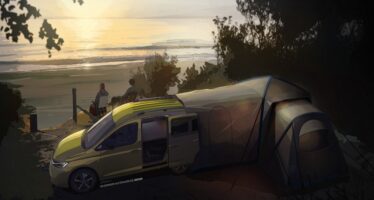 Κοιμηθείτε κάτω από τα αστέρια μέσα στο νέο Volkswagen Caddy Beach