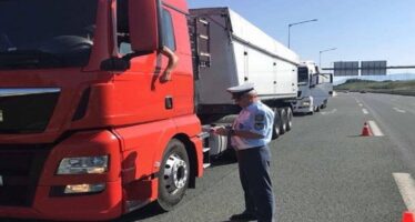 Πάνω από 4.000 παραβάσεις εντόπισε η Τροχαία σε φορτηγά και λεωφορεία