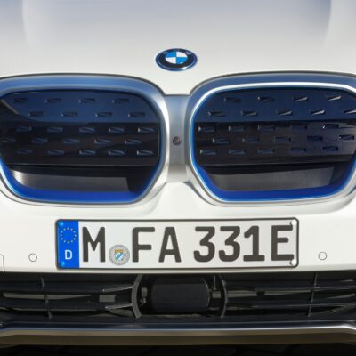 BMW iX3 (3)