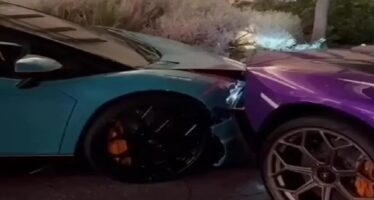 Παρκαδόρος που τράκαρε δυο Lamborghini μάλλον δεν αξίζει φιλοδώρημα (video)