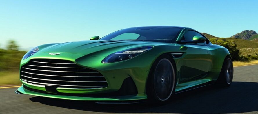 Ιδανική για τον Τζέιμς Μποντ η νέα Aston Martin DB12 – Με 680 ίππους και τελική ταχύτητα  325 χλμ./ώρα (φωτογραφίες & βίντεο)