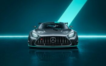 Mercedes: Τι είναι η λειτουργία “Push2Pass” που έχει η νέα αγωνιστική AMG GT2 Pro (φωτογραφίες & βίντεο)
