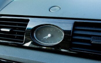 H ώρα άλλαξε – Ρύθμισες το ρολόι του αυτοκινήτου σου;