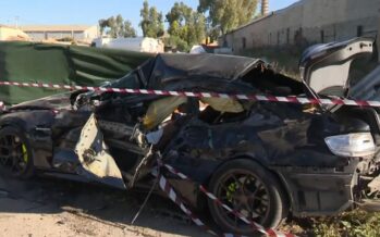 Θανατηφόρο τροχαίο στην Ελευσίνα – Νεκρός ο 31χρονος οδηγός και σε κρίσιμη κατάστασης ο 25χρονος συνοδηγός (φωτογραφίες)