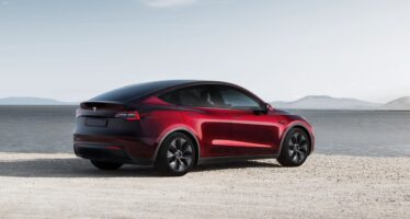 Το νέο 7θέσιο Tesla Model Y – Πόσο κοστίζει στην Ελλάδα