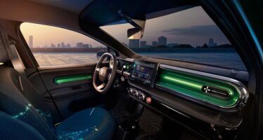 H Renault μας δείχνει για πρώτη φορά από μέσα το νέο ηλεκτρικό Twingo (φωτογραφίες)