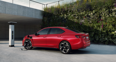 Skoda: Η νέα plug-in υβριδική hatchback Superb iV – Με 204 ίππους και 120 χλμ. ηλεκτρική αυτονομία (φωτογραφίες)