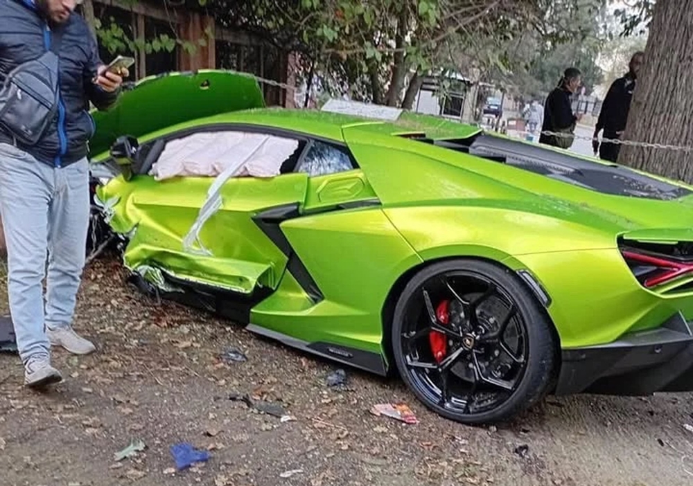 Lamborghini Revuelto