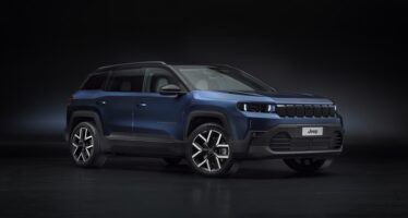 Πρεμιέρα για το νέο Jeep Compass – Μπορεί να μπει στην πρίζα αλλά και να ανέβει στα βουνά (φωτογραφίες & βίντεο)