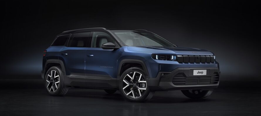 Πρεμιέρα για το νέο Jeep Compass – Μπορεί να μπει στην πρίζα αλλά και να ανέβει στα βουνά (φωτογραφίες & βίντεο)