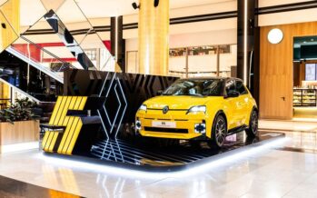 Το νέο Renault 5 θα είναι όλο τον Οκτώβριο στο Golden Hall