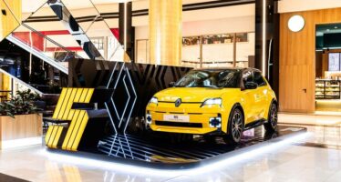 Το νέο Renault 5 θα είναι όλο τον Οκτώβριο στο Golden Hall