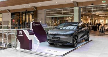 H Zeekr σας περιμένει στο “The Mall Athens” – Τα μοντέλα που μπορείτε να δείτε και να οδηγήσετε