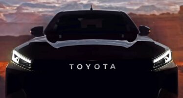 Προ των πυλών το νέο Toyota Hilux – Για πρώτη φορά θα αποκτήσει και ηλεκτρική έκδοση (βίντεο)