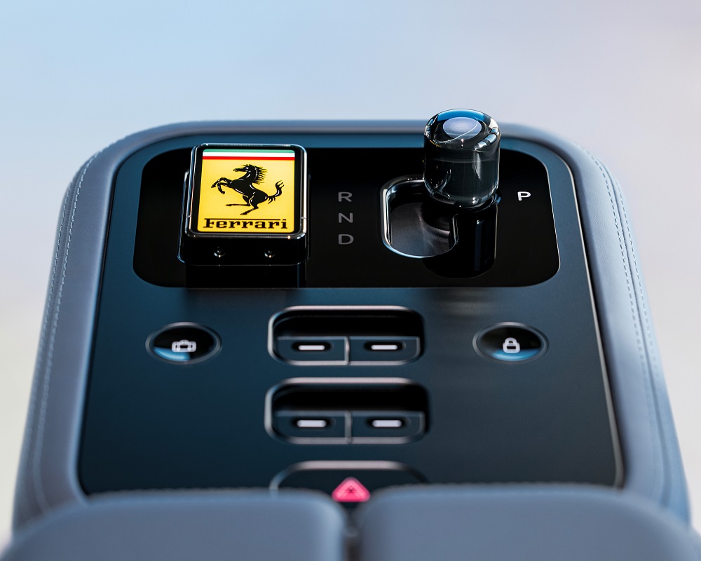 Ferrari Luce