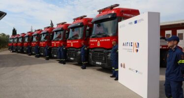 Πυροσβεστικό Σώμα: Ενισχύεται με 10 νέους τράκτορες